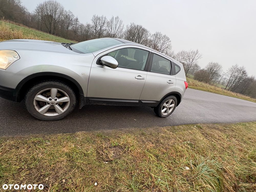 Nissan Qashqai 2.0 dCi 4x4 Tekna - 24