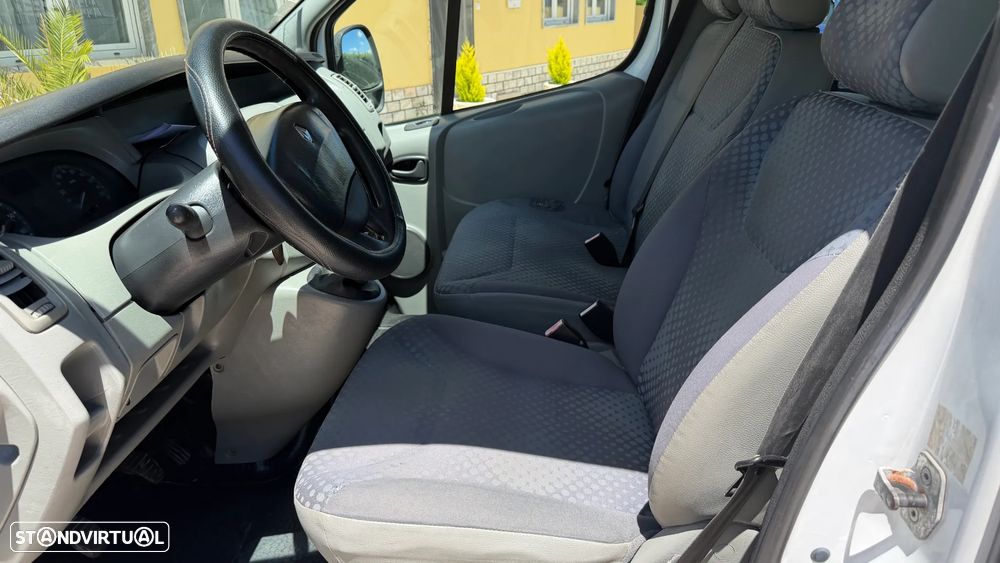 Renault Trafic 2.0 dCi 115 - 2