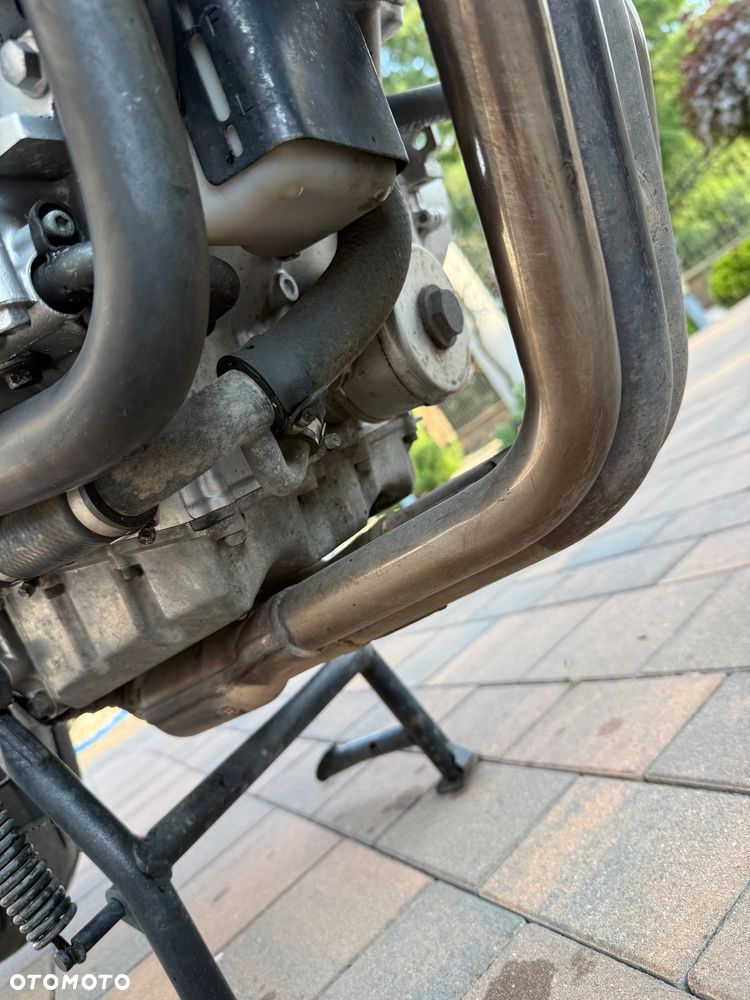 Yamaha FZ6 - 4