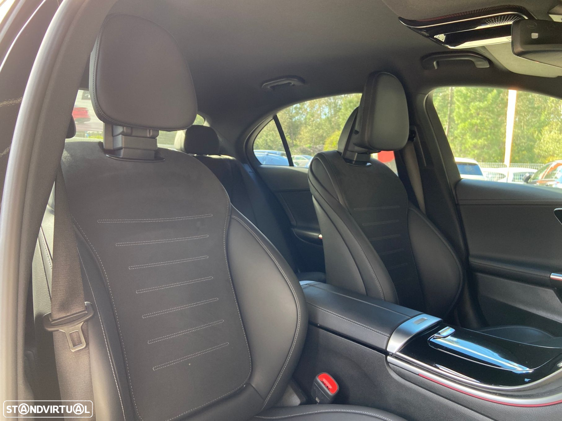 Mercedes-Benz C 300 e AMG Line - 52