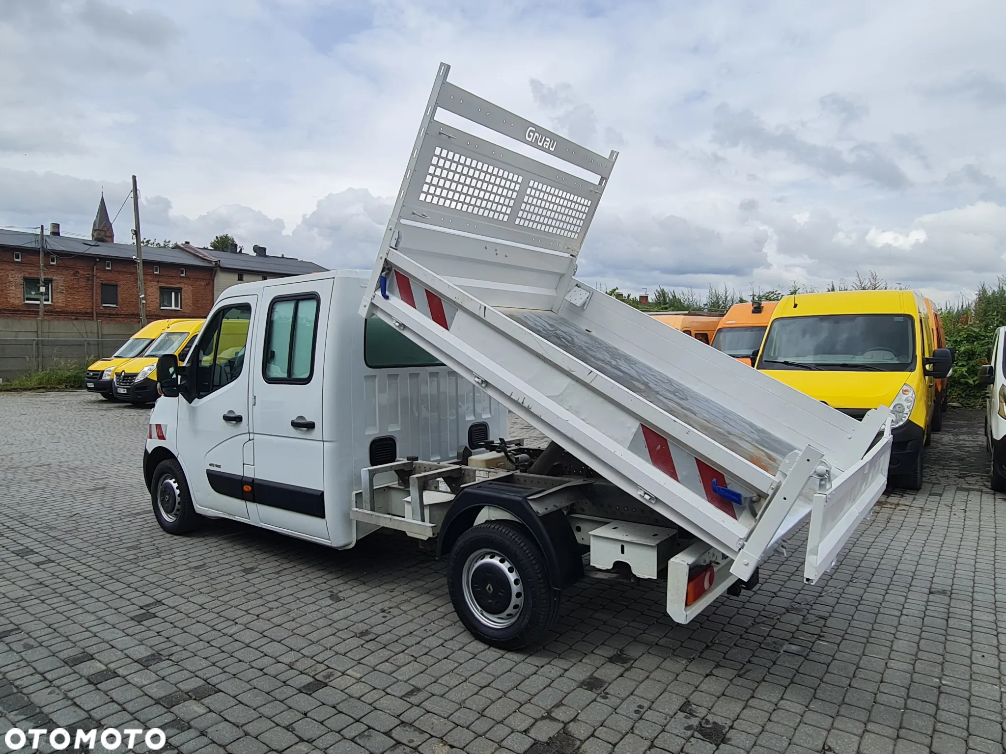 Renault Master Wywrotka 2016 r. Klima Brygadówka LIFT - 4