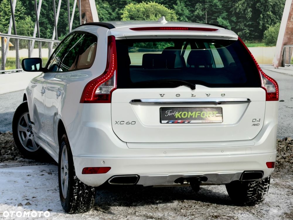 Volvo XC 60 D4 AWD Geartronic Summum - 12