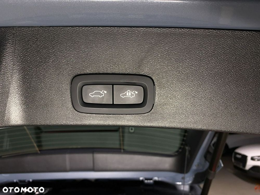 Volvo XC 40 - 20