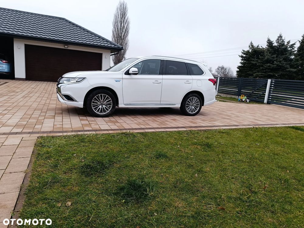 Mitsubishi Outlander 2.4 4WD Diamant+ - 12