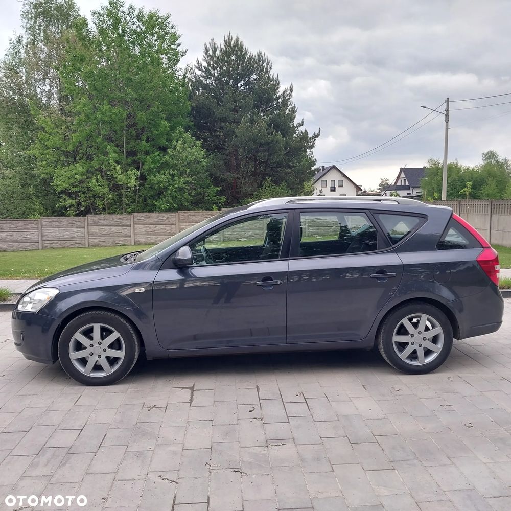 Kia Ceed - 3