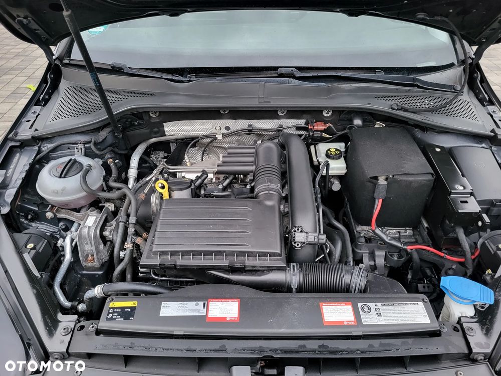 Volkswagen Golf 1.2 TSI BlueMotion Technology Cup - 22