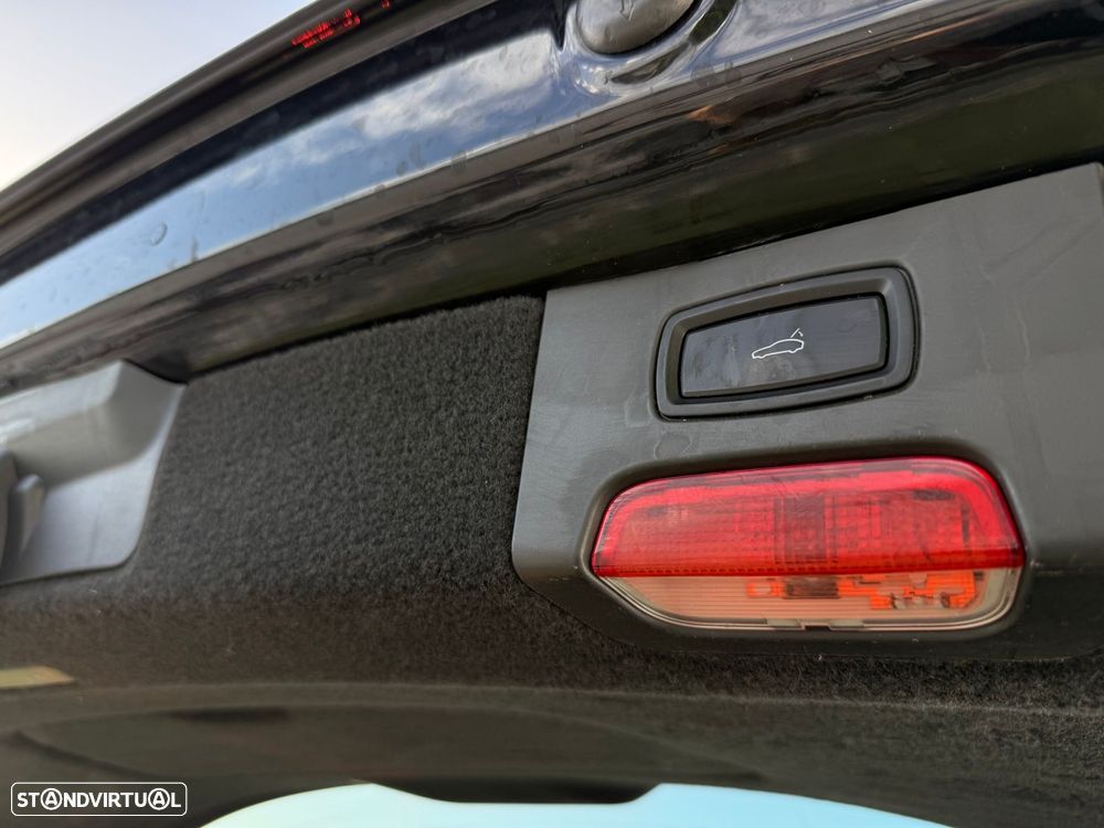 Porsche Cayenne Platinum Edition - 9