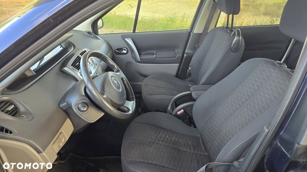 Renault Scenic - 11