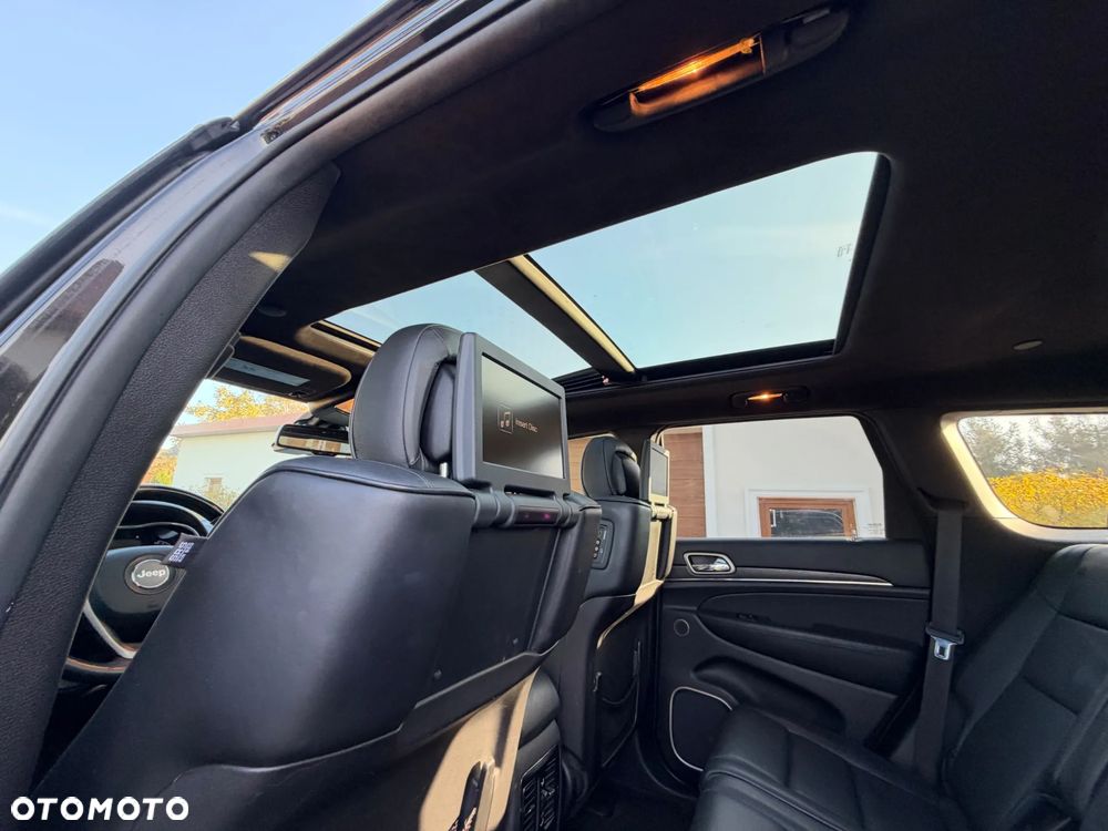Jeep Grand Cherokee - 10