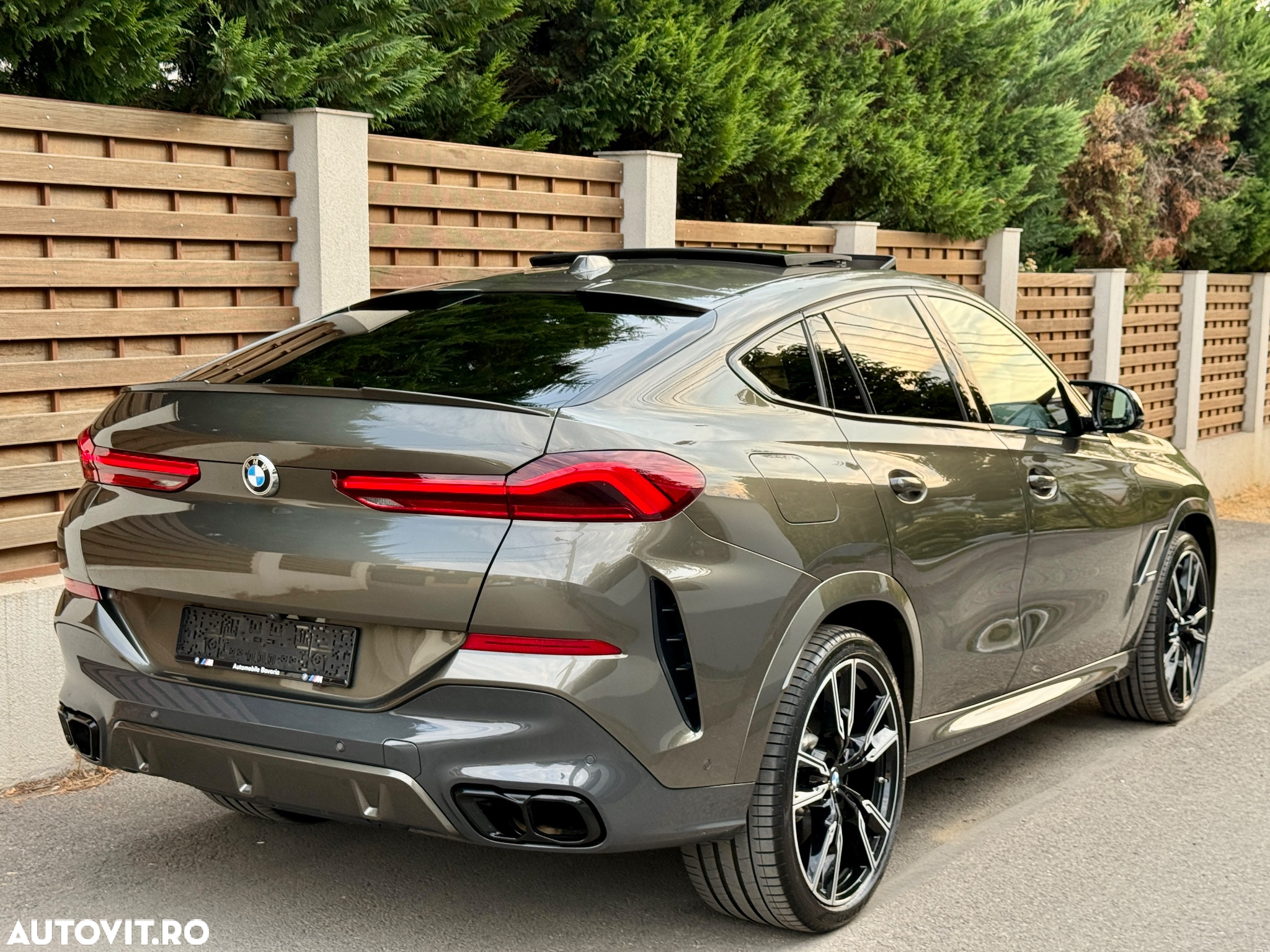 BMW X6 M M60i xDrive AT MHEV - 6