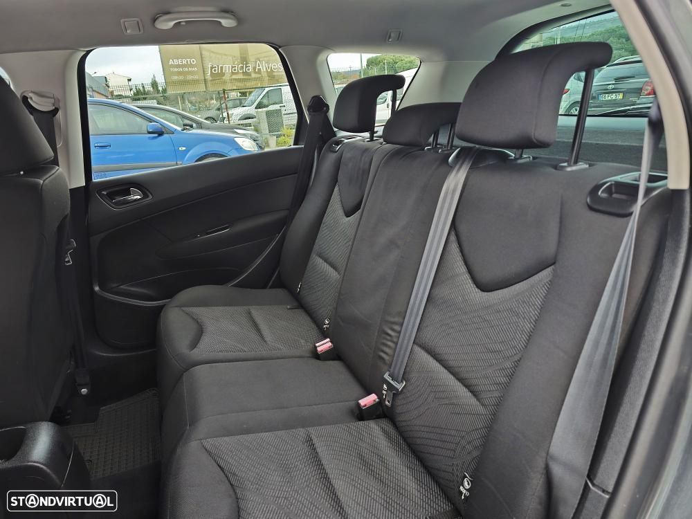 Peugeot 308 SW 1.6 HDi Executive CVM6 - 18