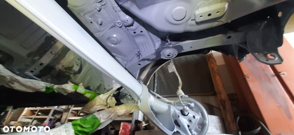 Toyota Yaris 1.4 D-4D Prestige - 12