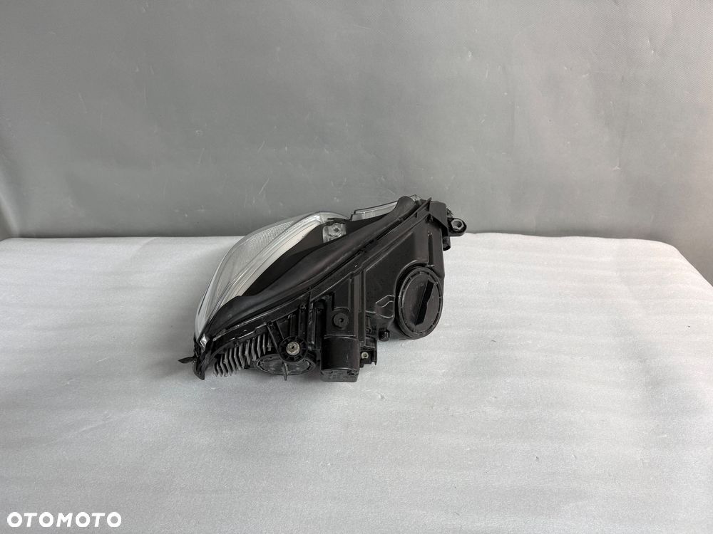 Lampa przednia  lewa Mercedes-Benz E W212 A212 BI XENON ILS skrętny - 4