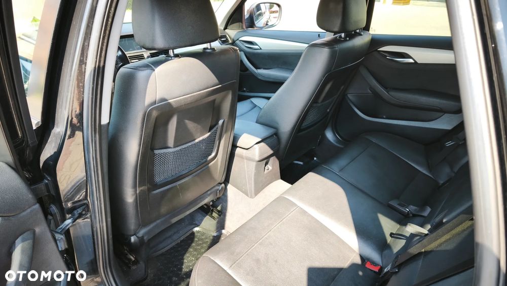 BMW X1 sDrive18d - 10