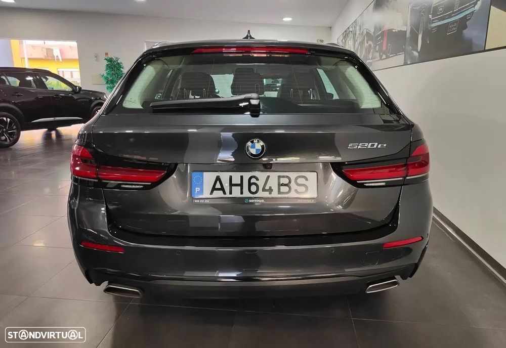 BMW 520 e Line Luxury - 17