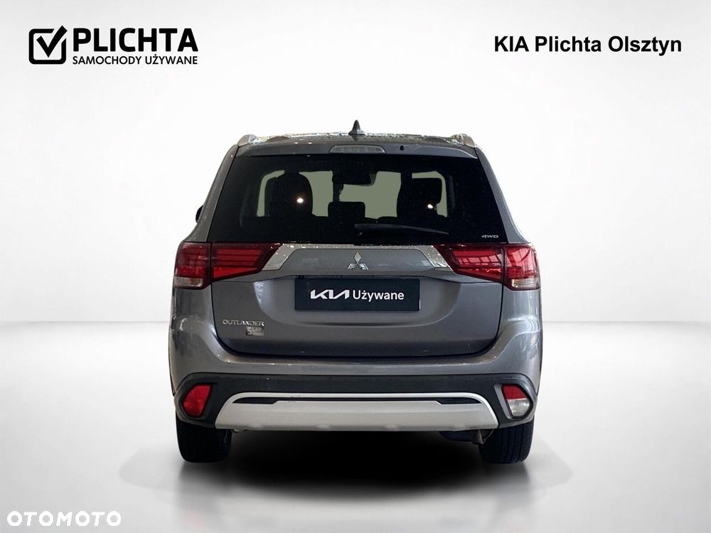 Mitsubishi Outlander - 5