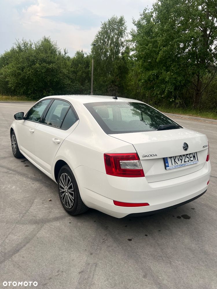 Skoda Octavia 1.6 TDI Ambition DSG - 12