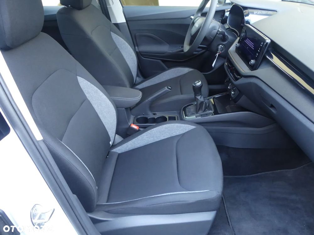 Skoda Fabia 1.0 Active - 32