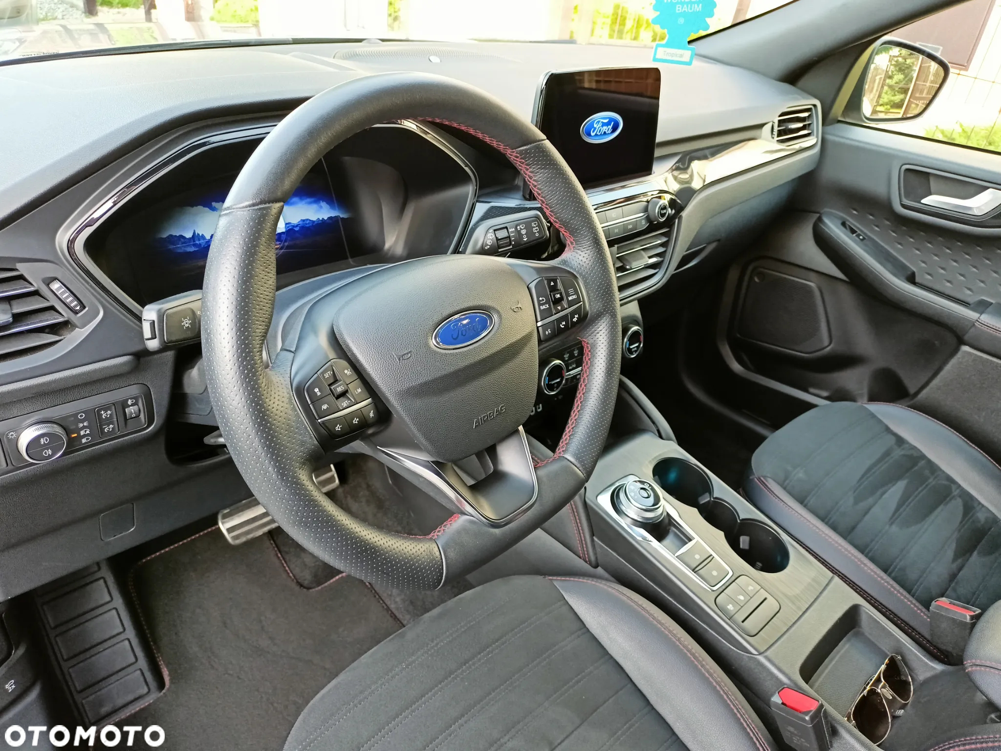 Ford Kuga 2.5 FHEV FWD ST-Line X - 17