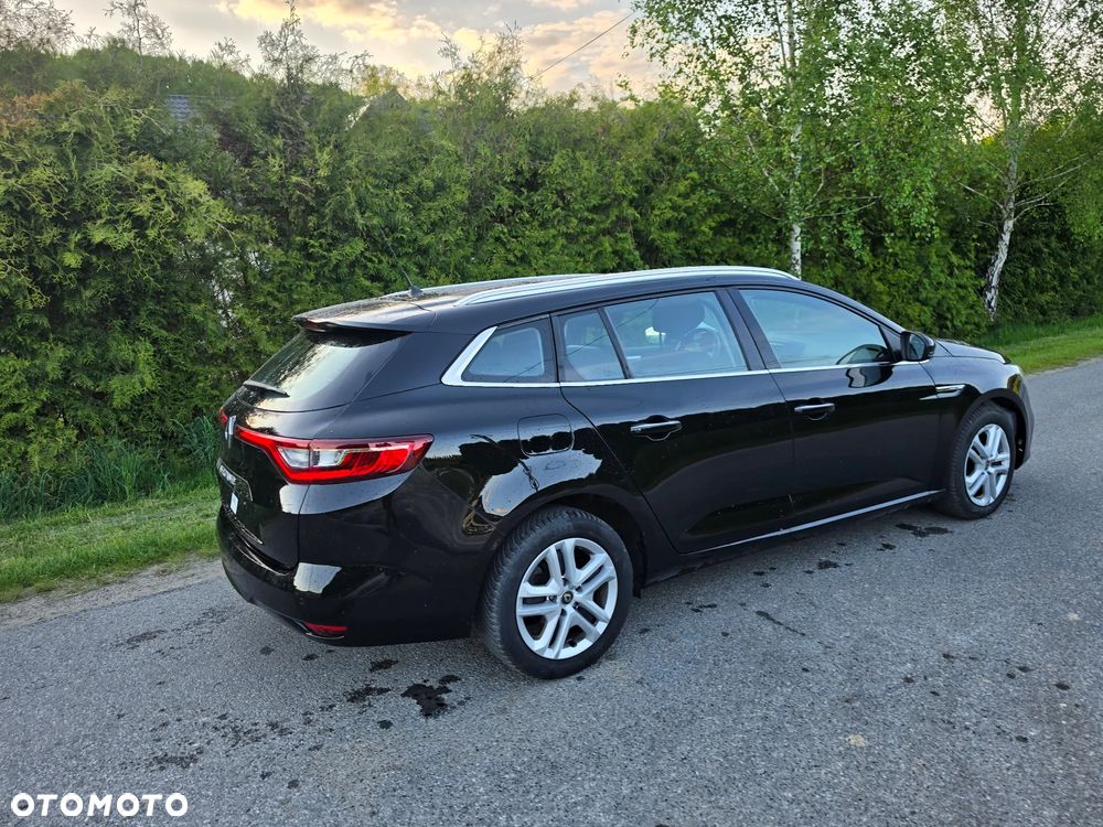 Renault Megane TCe 140 GPF EDC INTENS - 6