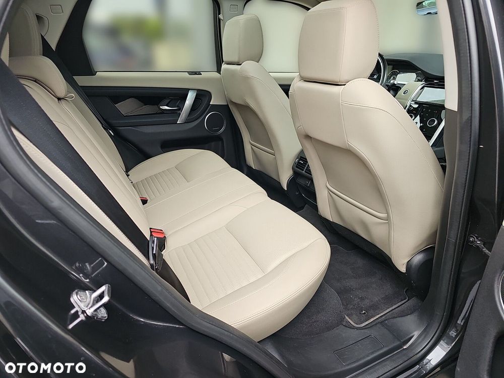 Land Rover Discovery Sport 2.0 D200 mHEV SE - 16