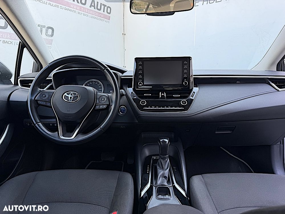 Toyota Corolla 1.8 HSD Business - 8
