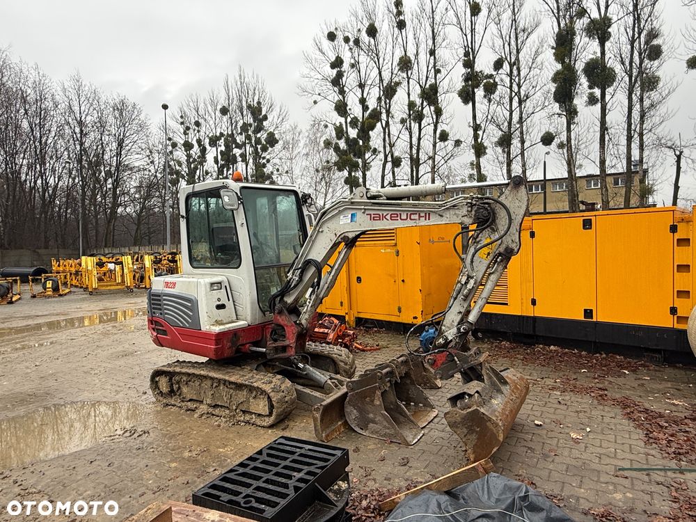 Takeuchi Tb 228 - 4