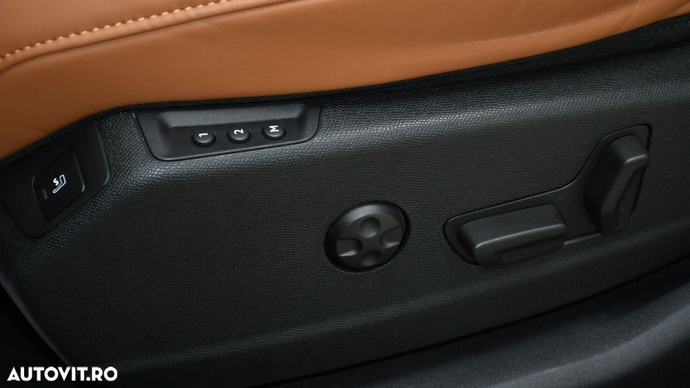 DS Automobiles DS 7 Crossback DS7 1.6 PHeV AWD 300 EAT8 OPERA - 19