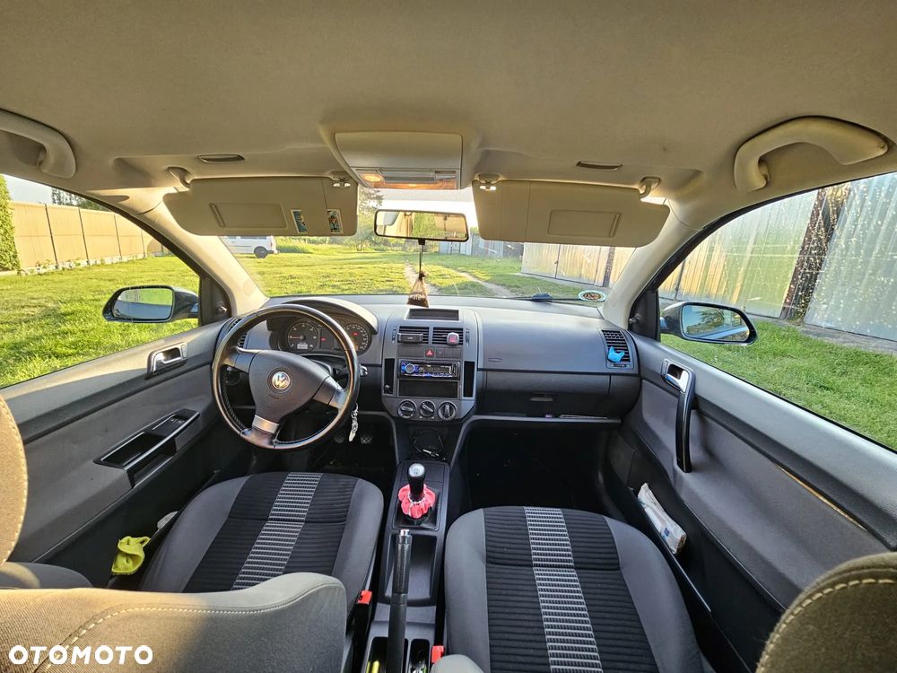 Volkswagen Polo - 5