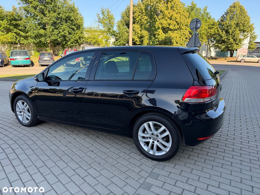Volkswagen Golf 1.6 TDI DPF DSG Comfortline - 11