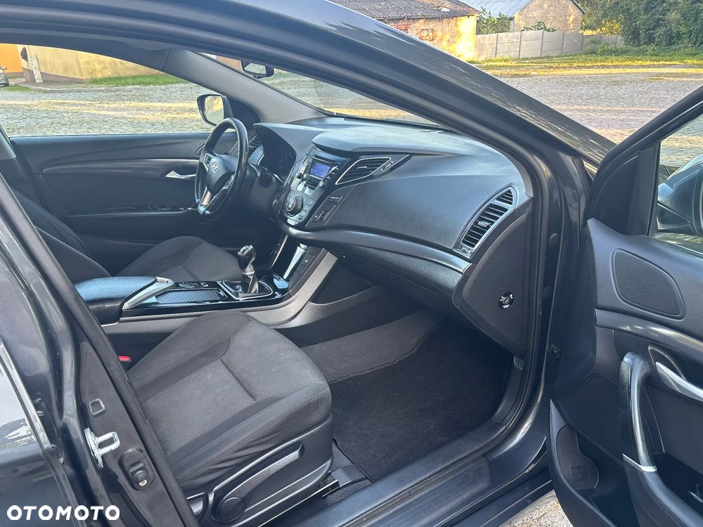 Hyundai i40 - 19