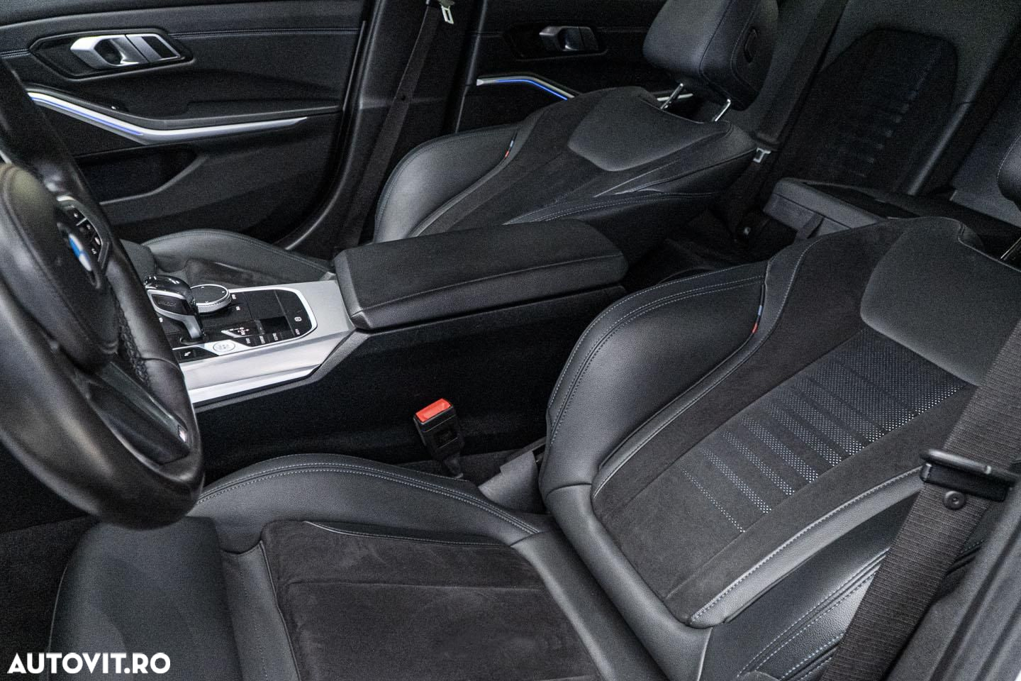 BMW Seria 3 320d xDrive AT M Sport - 23