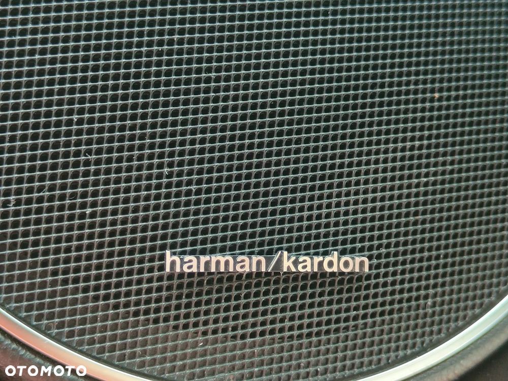 Mercedes-Benz Klasa C 300 CDI BlueEff 4-Matic Avantgarde - 13