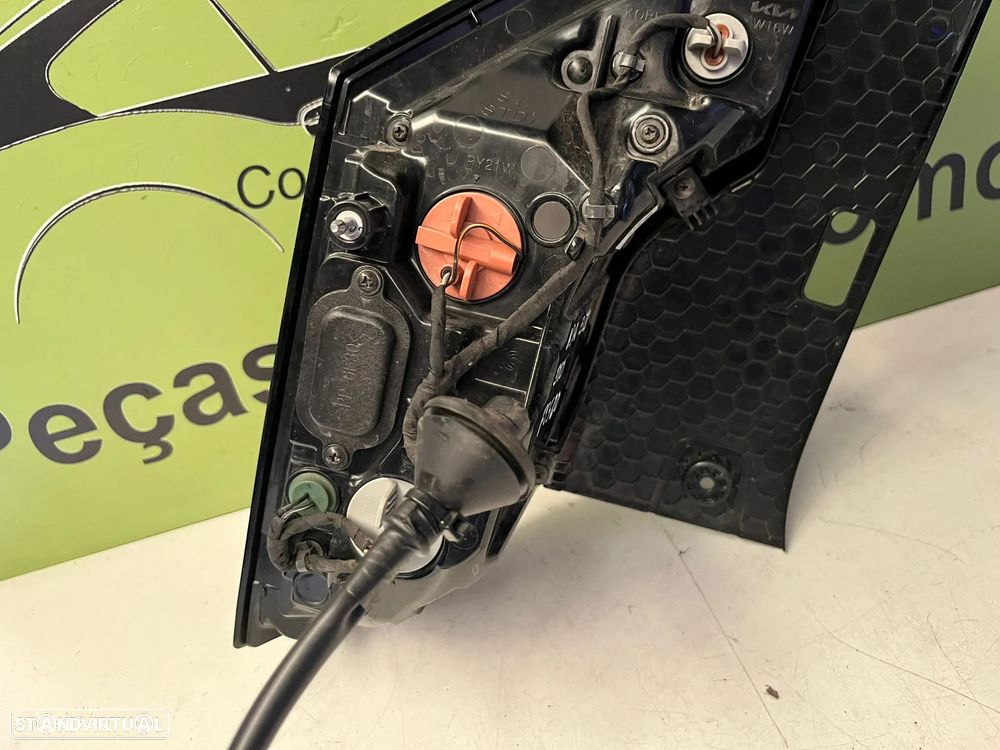 Kia EV3 - FAROLIM DIREITO - FT520 - 5