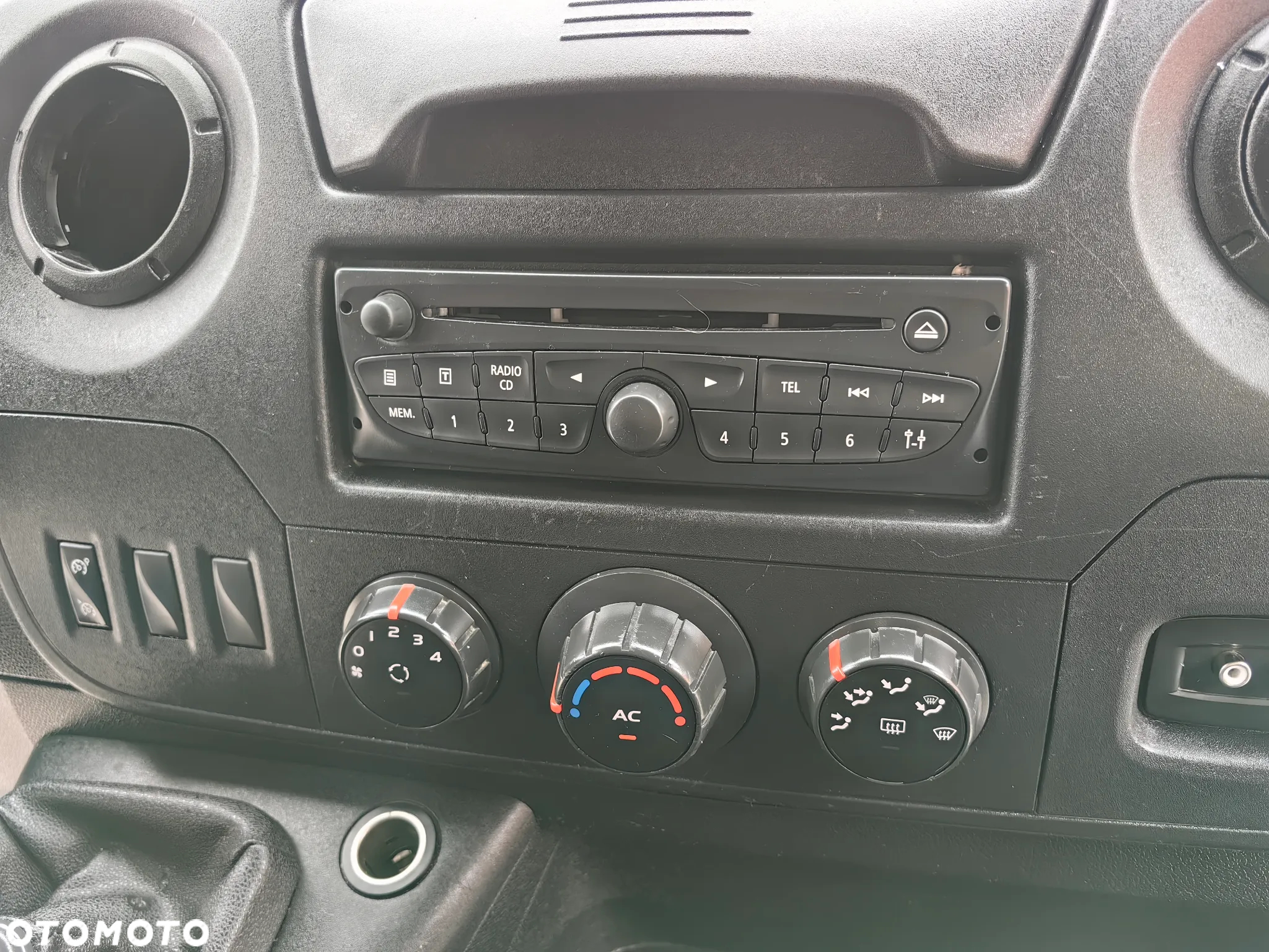 Renault Master - 10