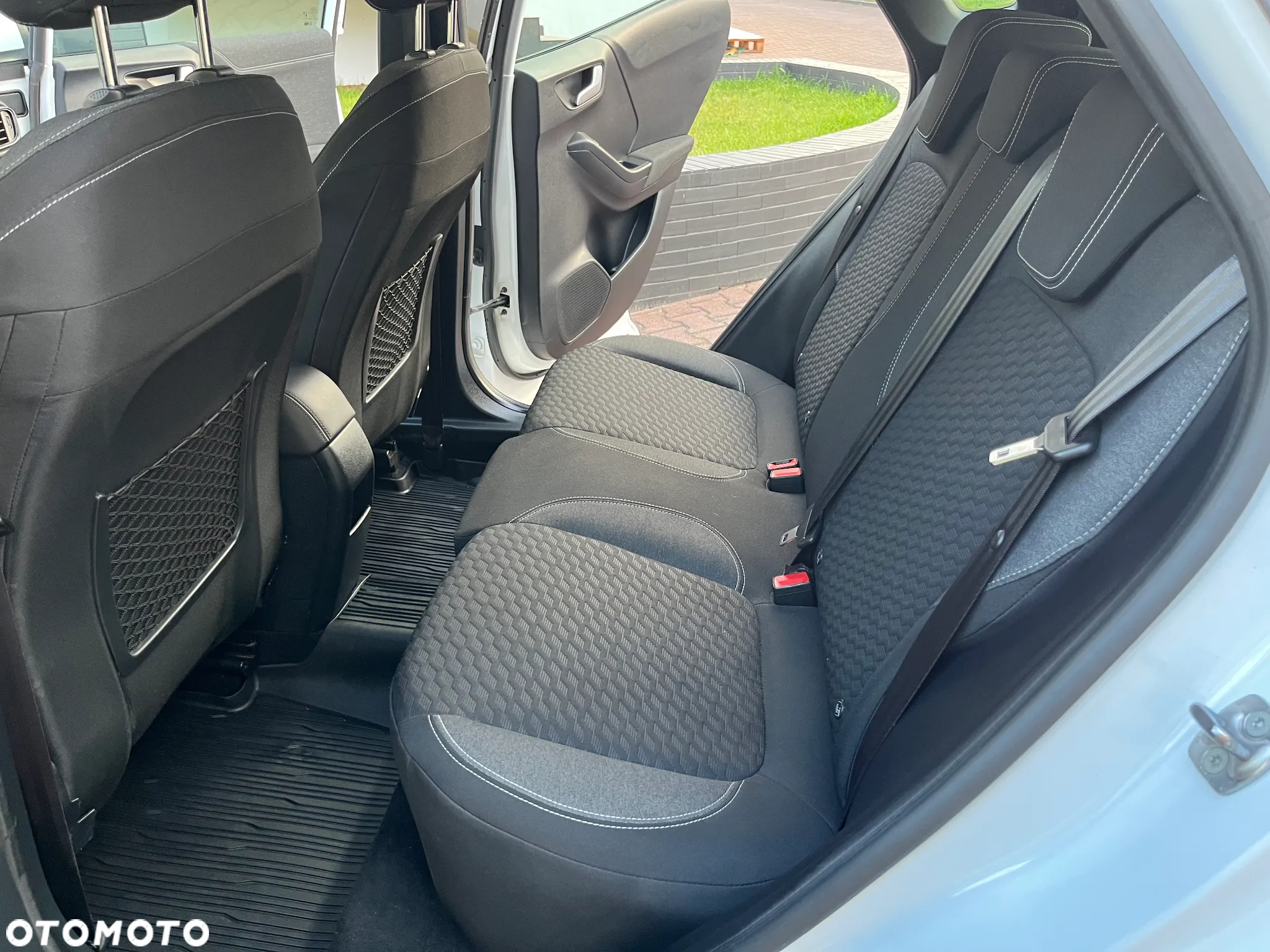 Ford Puma 1.0 EcoBoost mHEV Titanium - 19