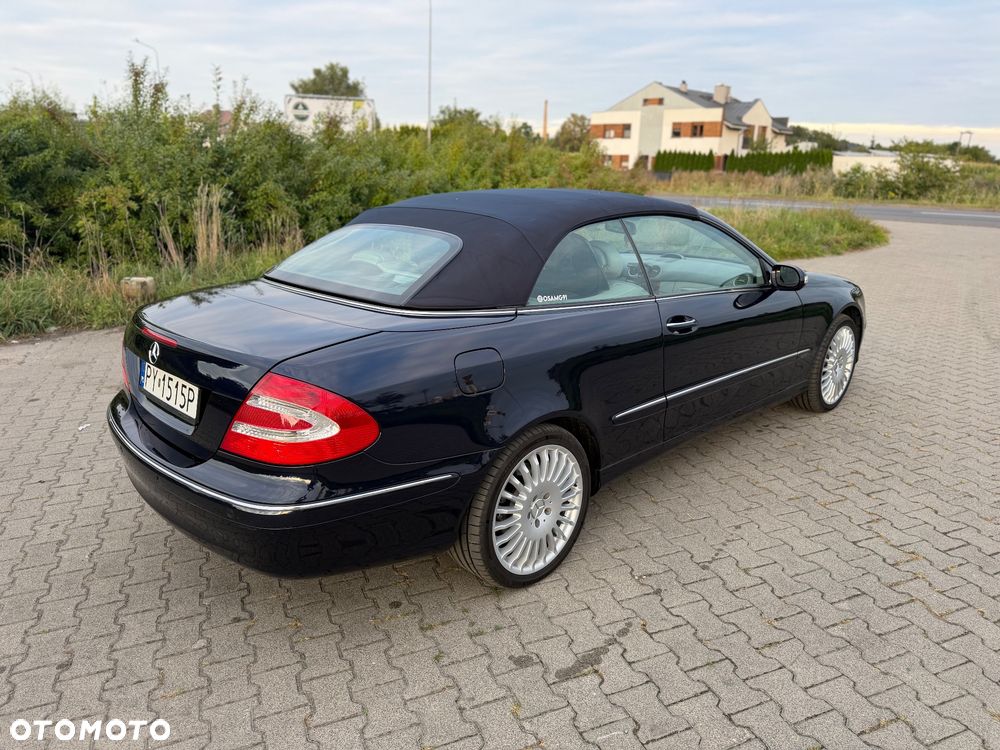 Mercedes-Benz CLK - 10