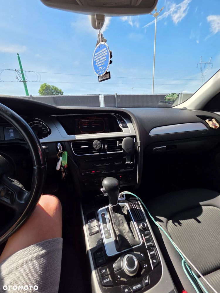 Audi A4 Avant - 12