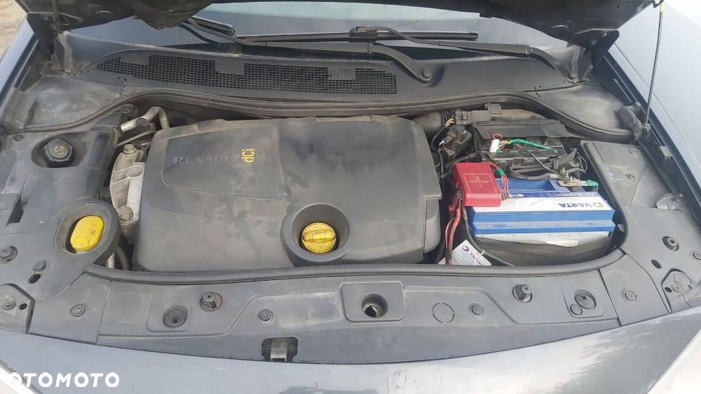 RENAULT MEGANE ii 1,9 dci rozrusznik - 1