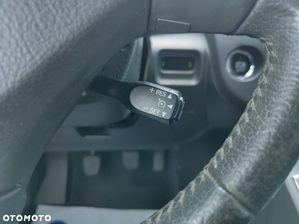 Toyota Corolla Verso - 11