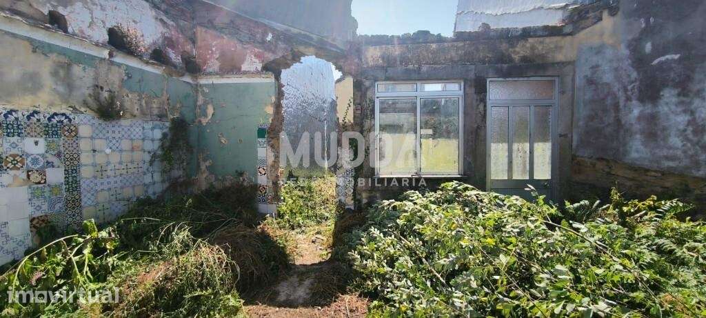Terreno com Fachada - Centro de Ovar - Grande imagem: 5/19