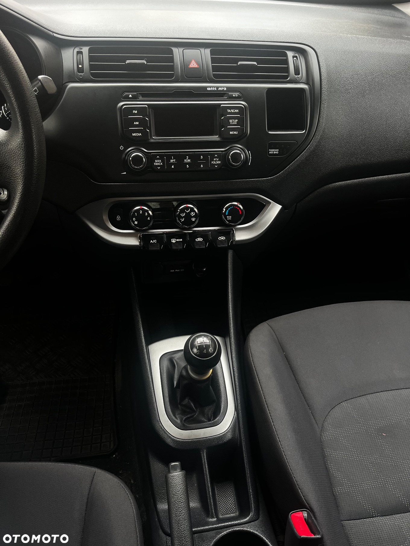 Kia Rio 1.2 M - 9