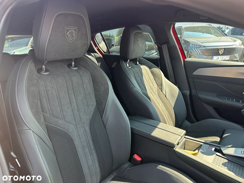 Peugeot 308 1.2 mHEV GT S&S e-DCS6 - 21