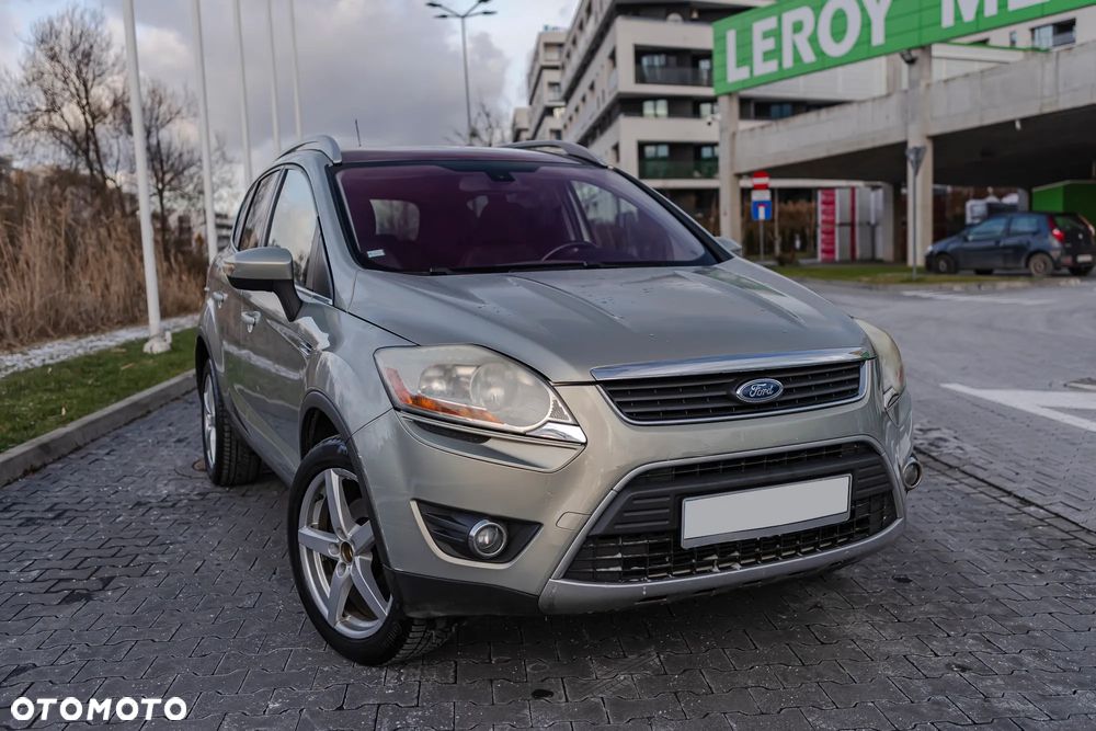 Ford Kuga 2.0 TDCi 4x4 Titanium - 4