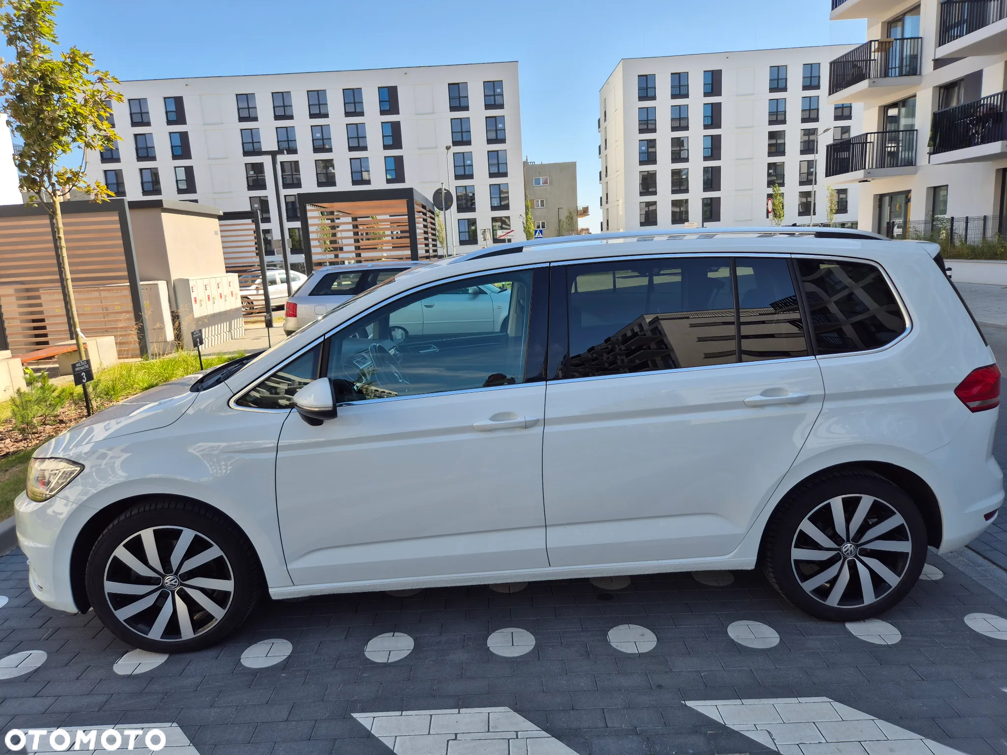 Volkswagen Touran 2.0 TDI BMT Highline - 5