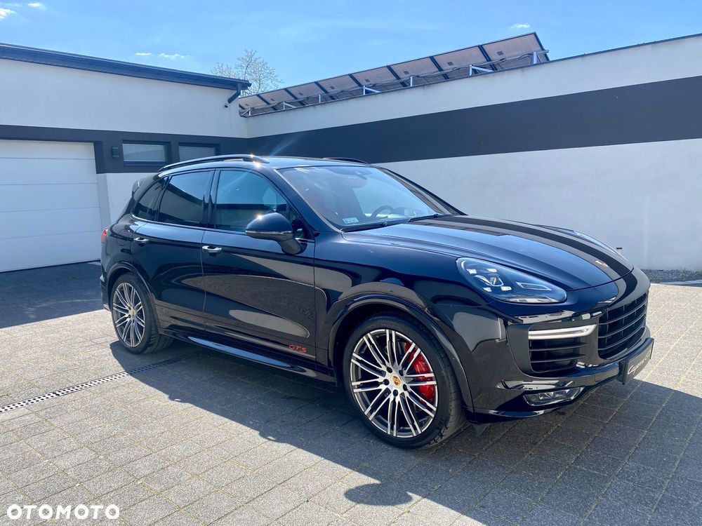 Porsche Cayenne GTS - 1