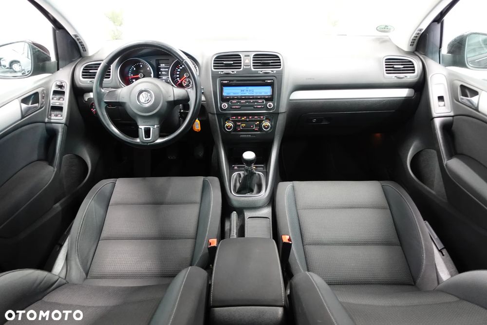Volkswagen Golf 1.6 TDI DPF Comfortline - 30