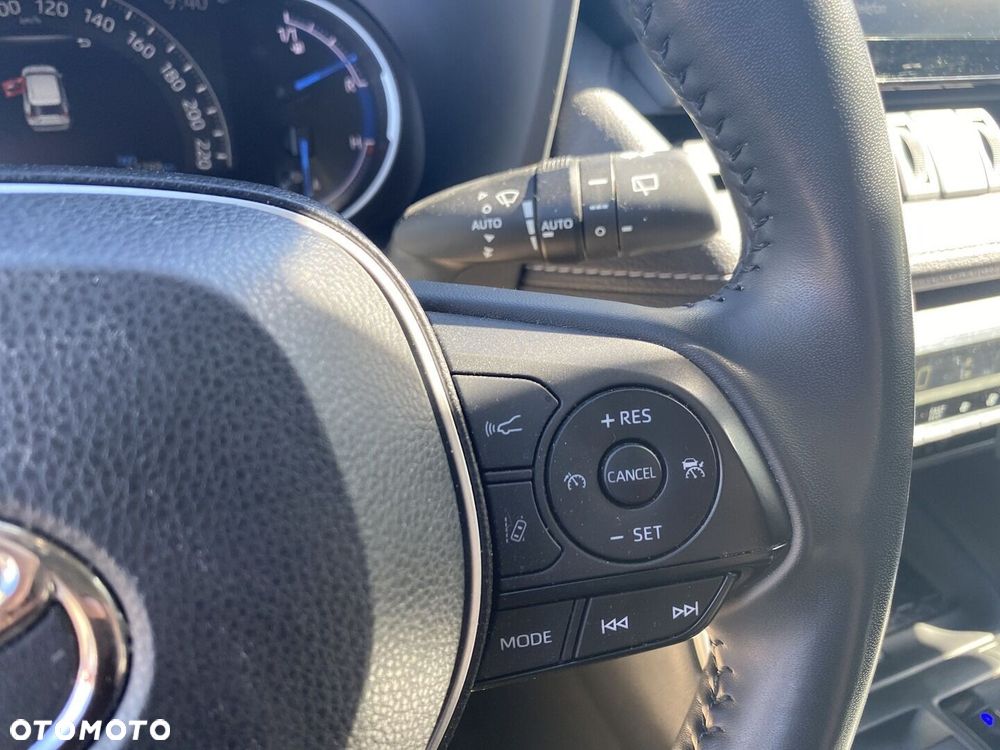 Toyota RAV4 - 11