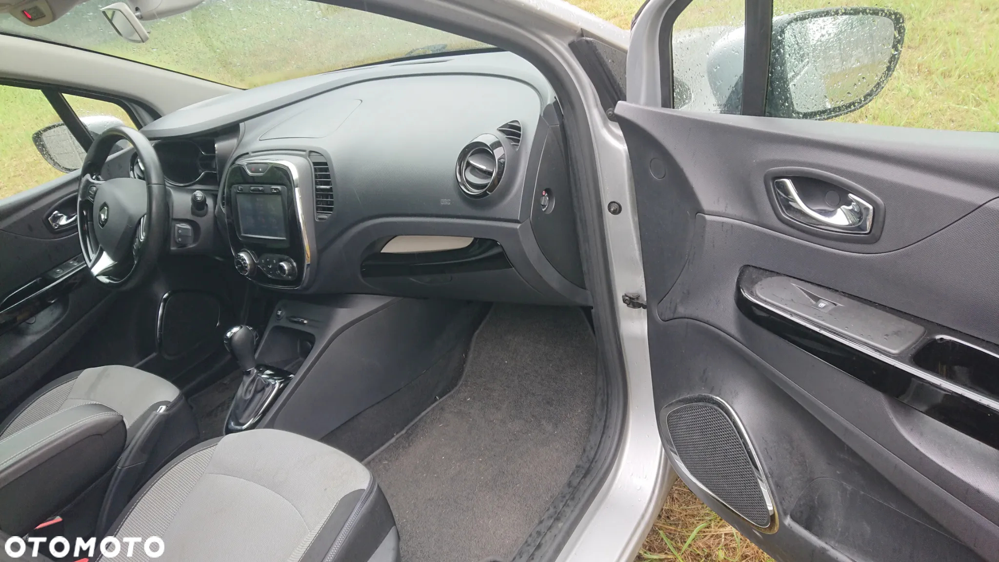 Renault Captur - 24