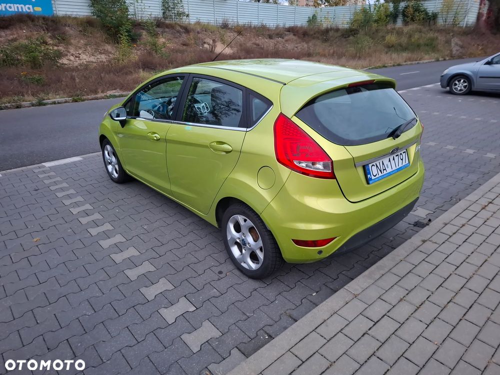 Ford Fiesta 1.4 Ghia - 7